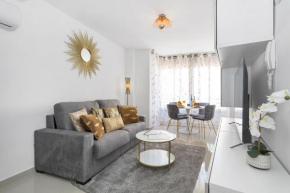 Reel Apartments- Walk to the beach and centre